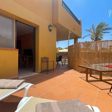 B-rent Mariposa Private Garden Apartmán Corralejo